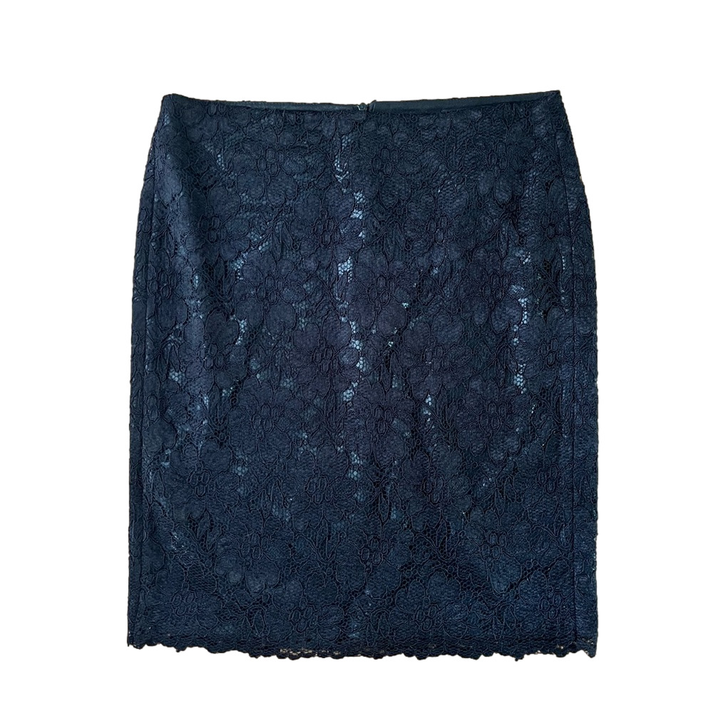 Cambio “Hilary” black floral lace fully lined pencil midi skirt, size 8